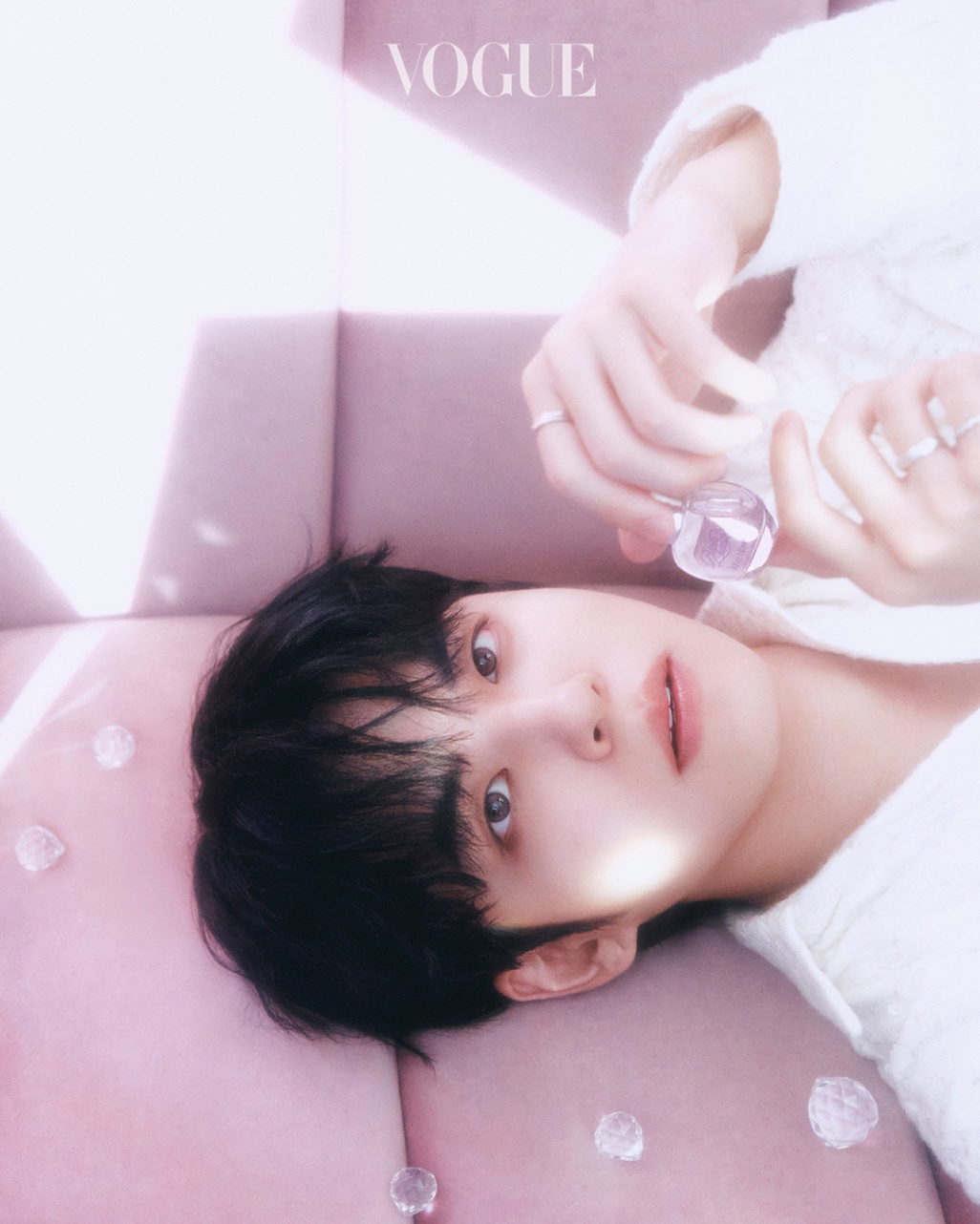 voguekorea 2026-08-24T120016-8.jpeg