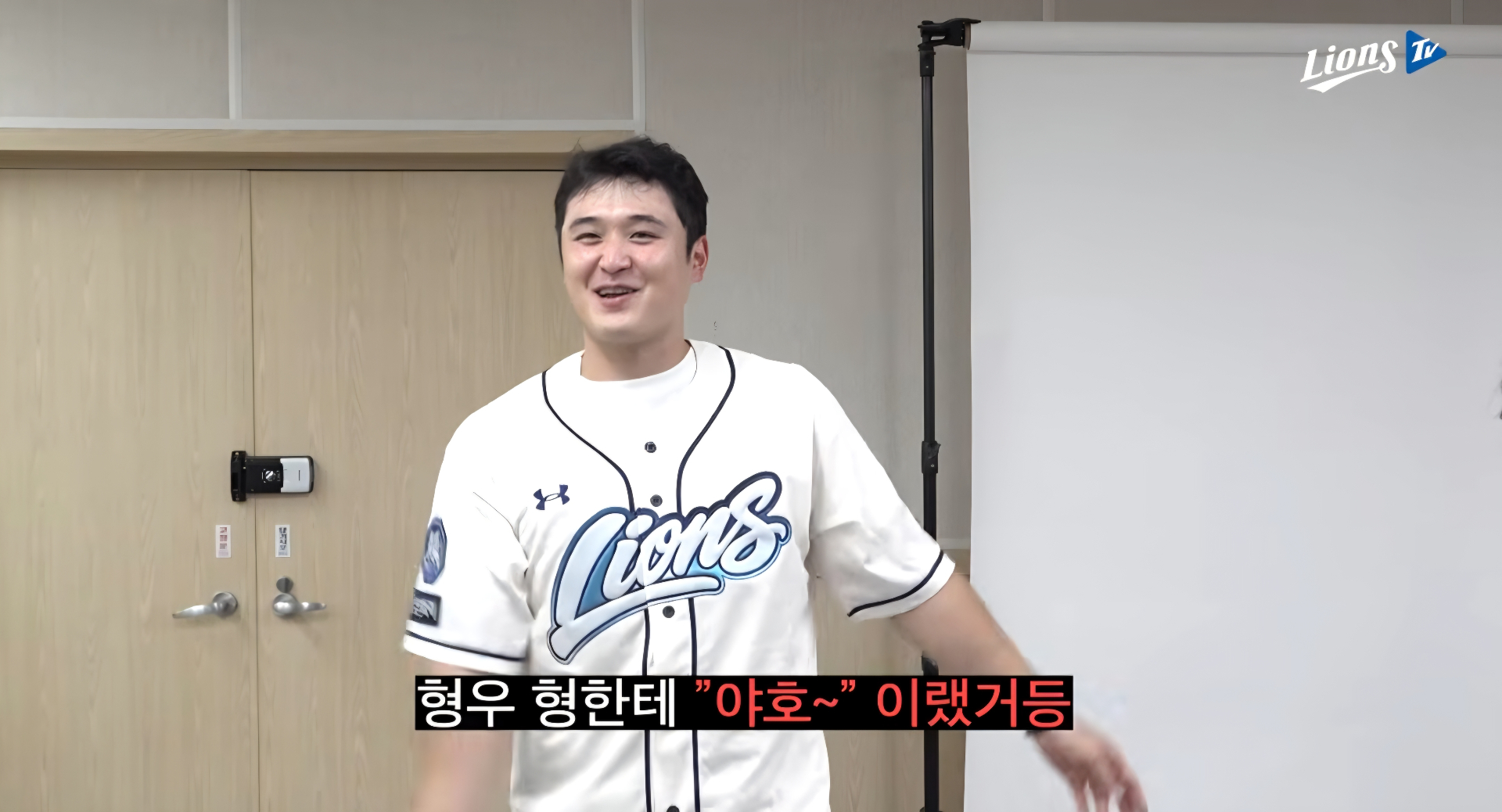 Screenshot_20260803_185239_YouTube.jpg