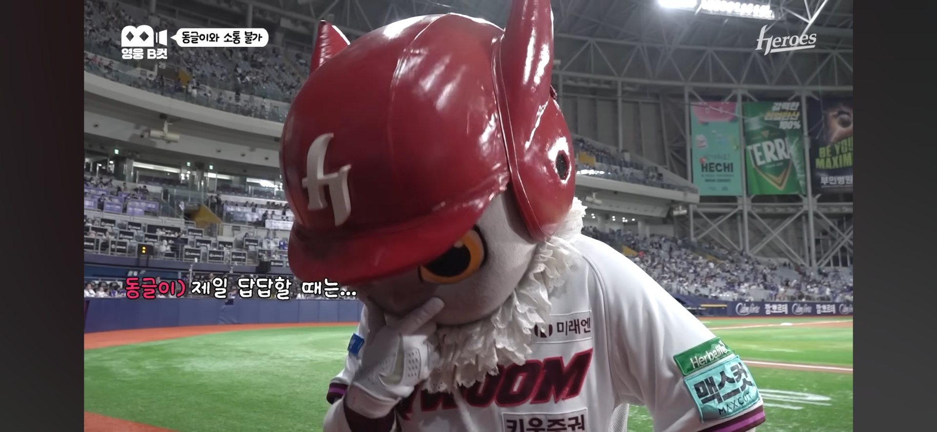 Screenshot_20260504_183646_YouTube.jpg