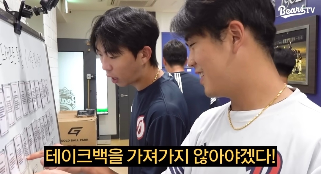Screenshot_20260419_225130_YouTube.jpg