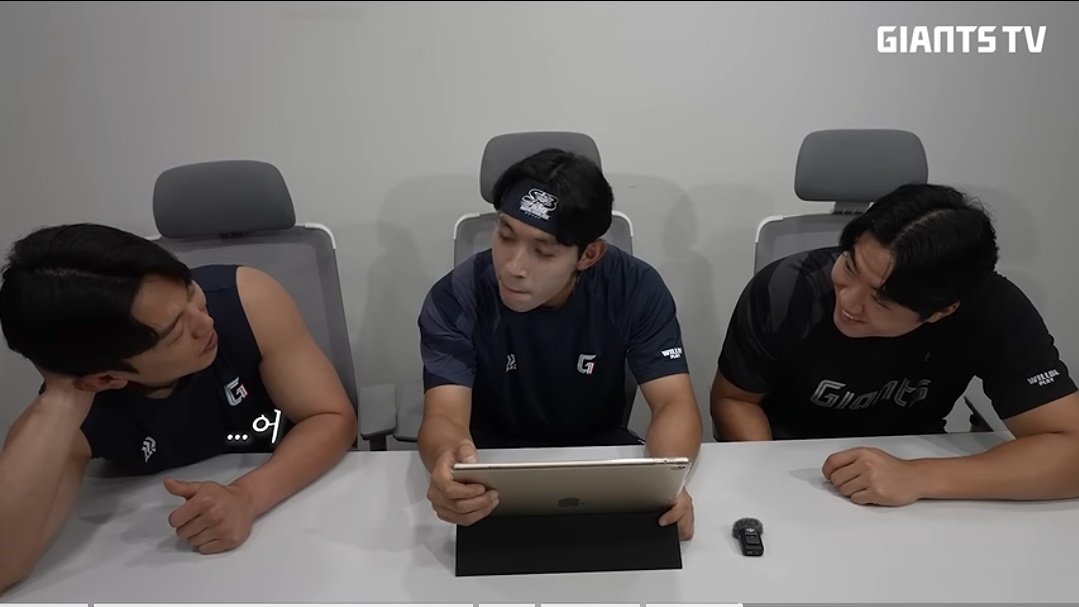 Screenshot_20260805_194449_YouTube.jpg