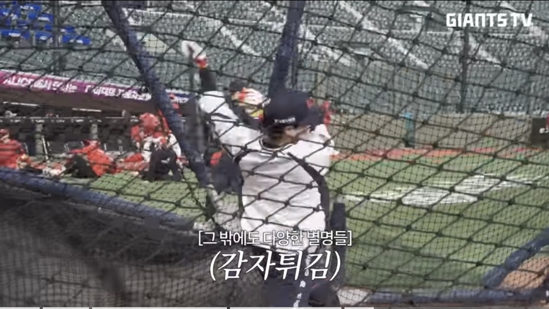 Screenshot_20260415_223916_YouTube.jpg