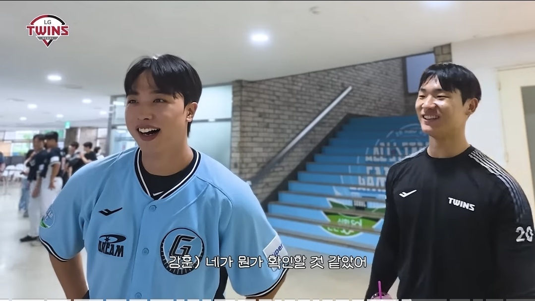 Screenshot_20260726_180058_YouTube.jpg