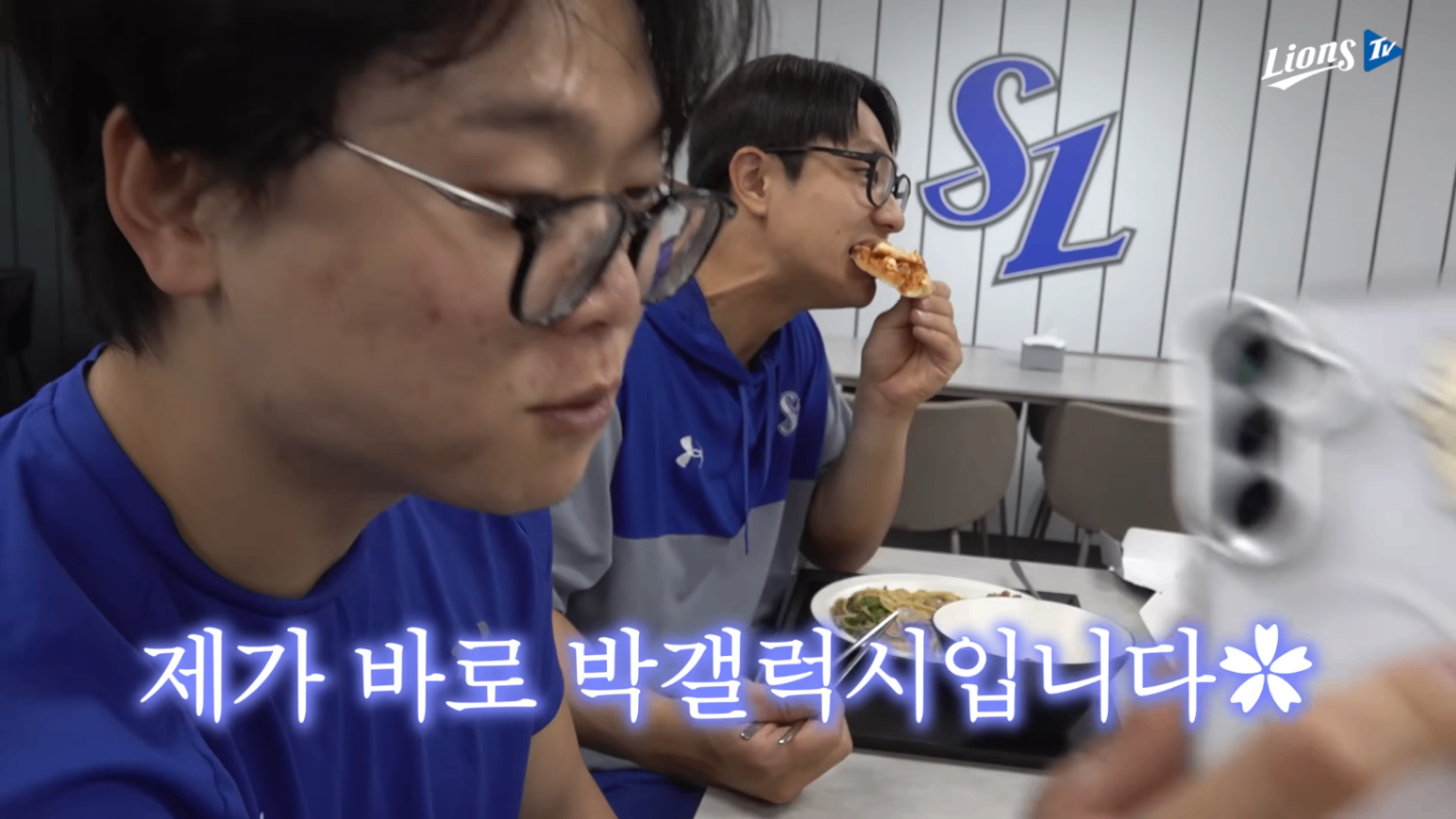 Screenshot_20260429_152000_YouTube.png