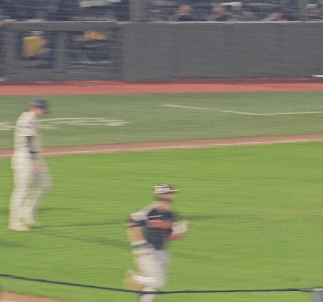 1000126366.gif