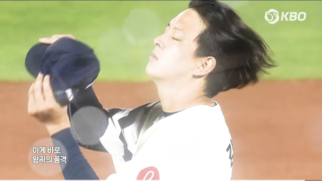 Screenshot_20260504_205653_YouTube.jpg